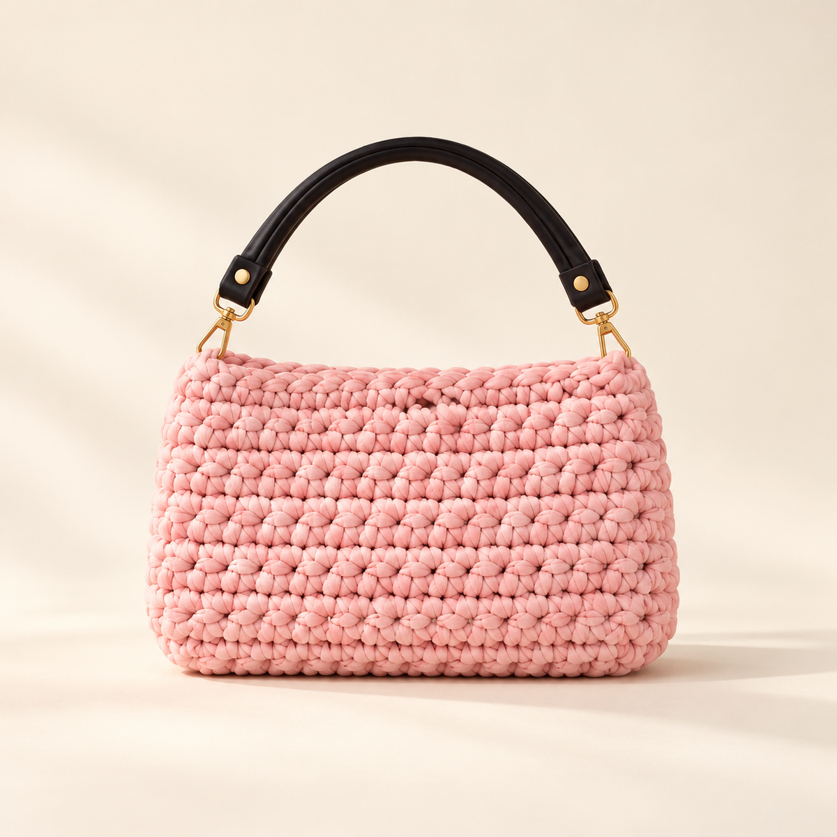 Everyday Shoulder Bag in Pink